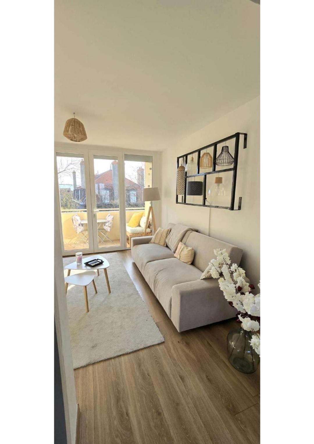 Superbe T3 Cosy, Parking Gratuit + Balcon Daire Riom Dış mekan fotoğraf