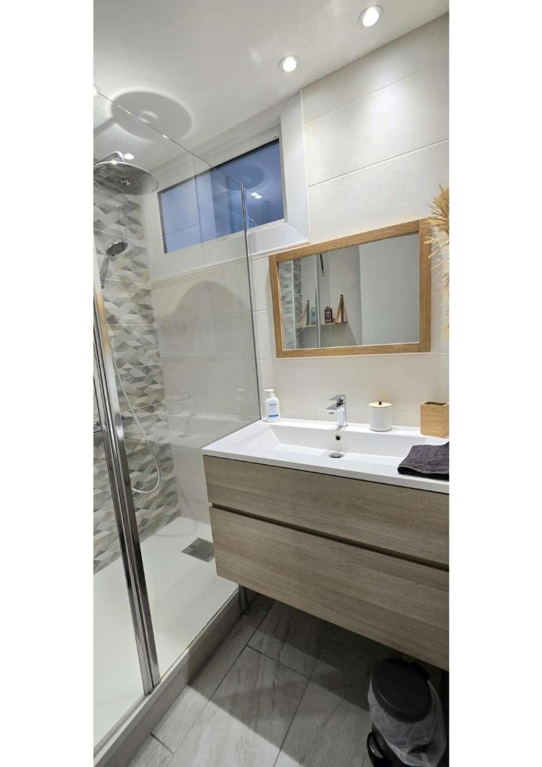Superbe T3 Cosy, Parking Gratuit + Balcon Daire Riom Dış mekan fotoğraf